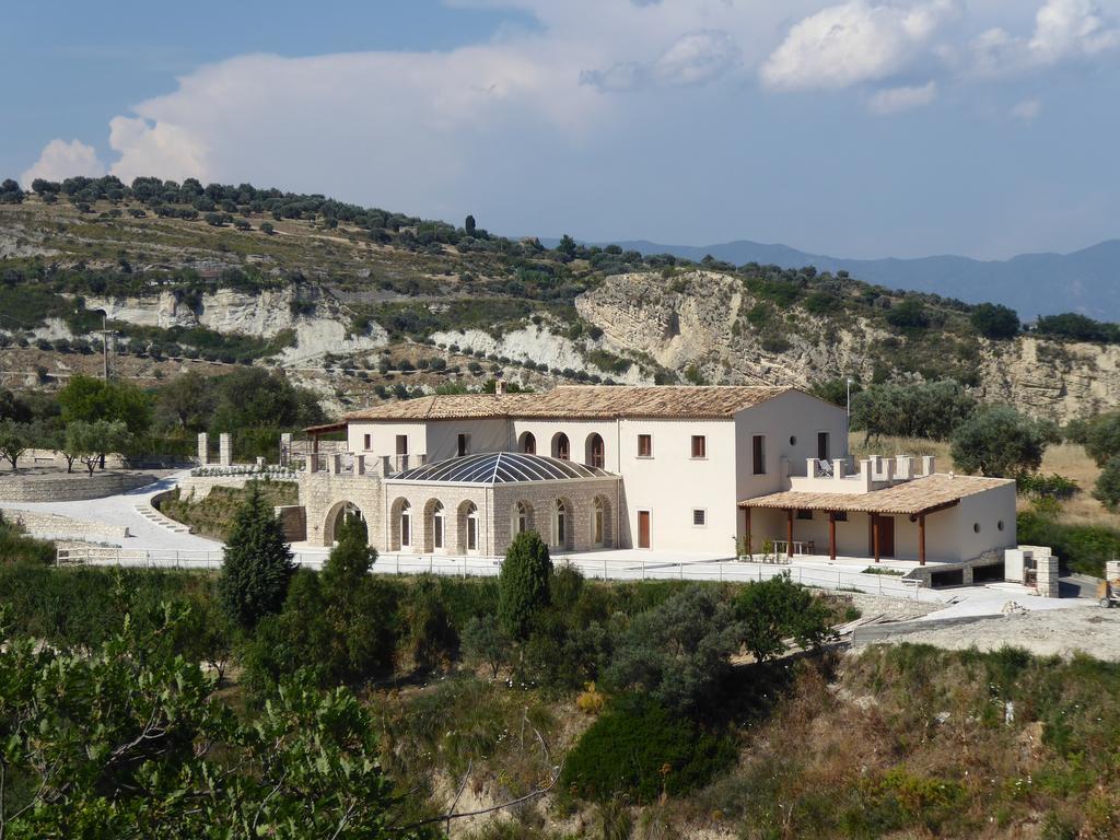 Casale Della Rocca Villa Gerace Exterior photo